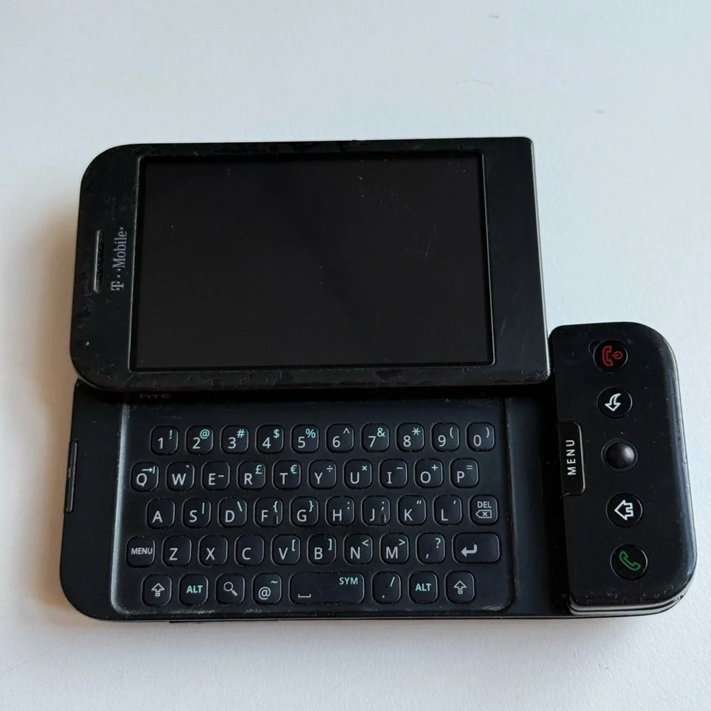 HTC Dream Google (DREA100) Black (T-Mobile) Slide-Out Keyboard Cell phone